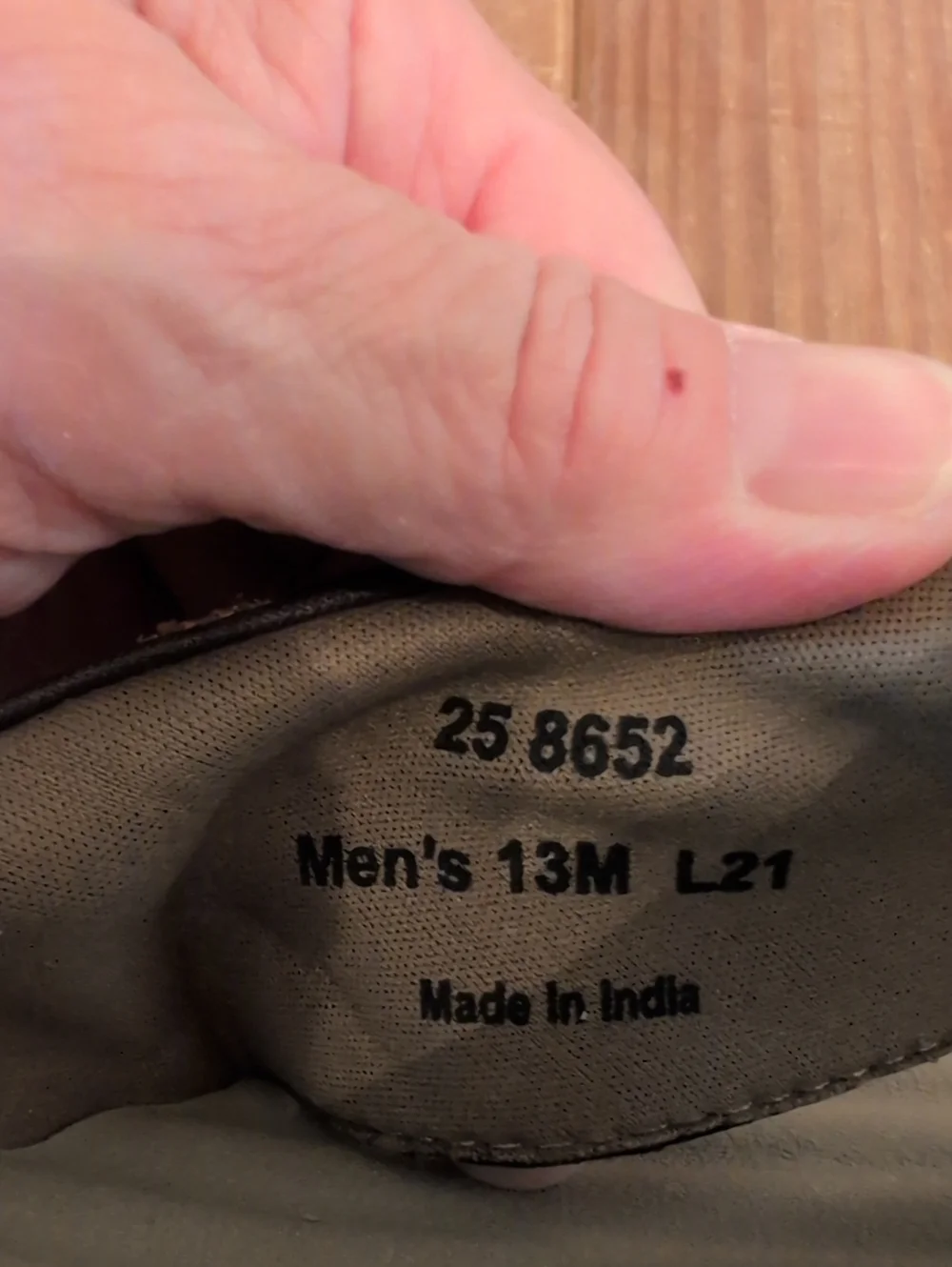 NWOT Johnson & Murphy Tan Mens Sandals, Size 13